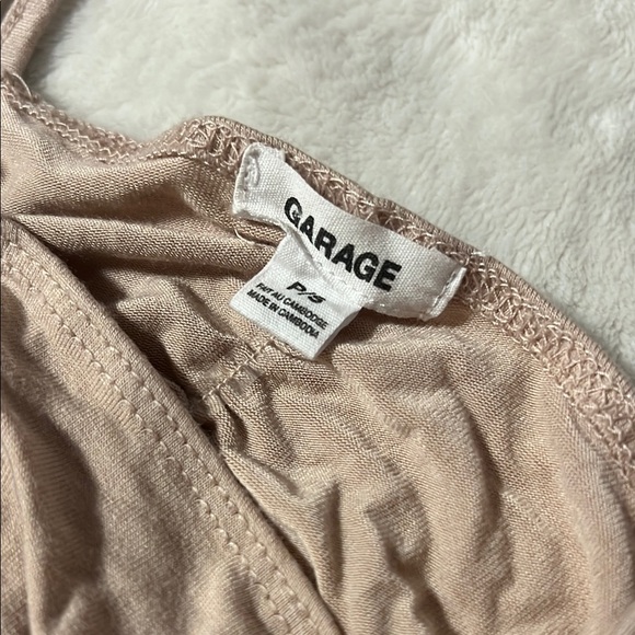 garage defining tank top !! - Picture 2 of 3